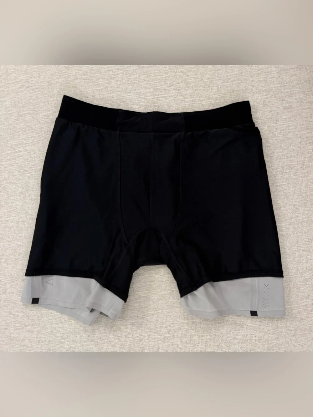 Vuori Men’s Domain Performance Shorts 7”